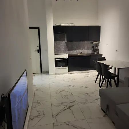 Apartment Erna Golem (Tirana)